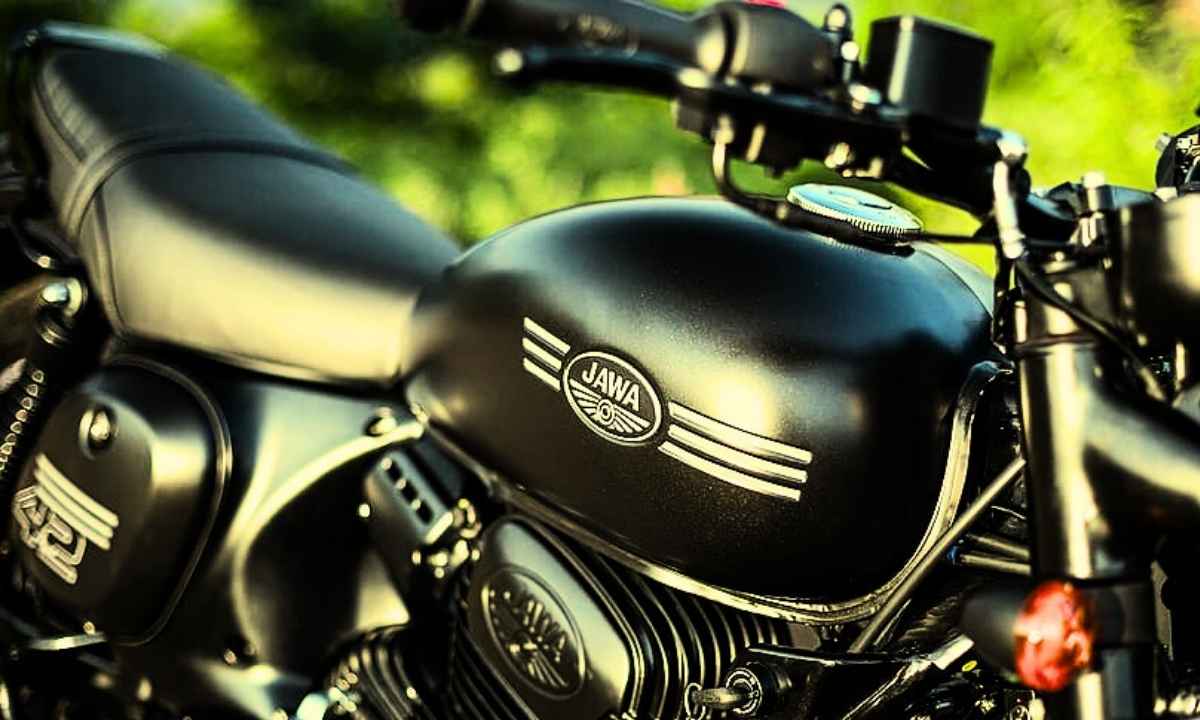 Jawa 42 Bobber – Precio